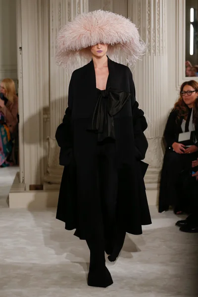 Look 11